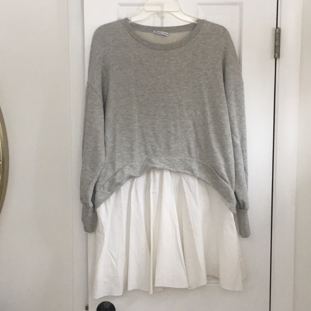 Zara sweatshirt and poplin two get top